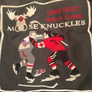 Adult Womens Moose Knuckle (s)